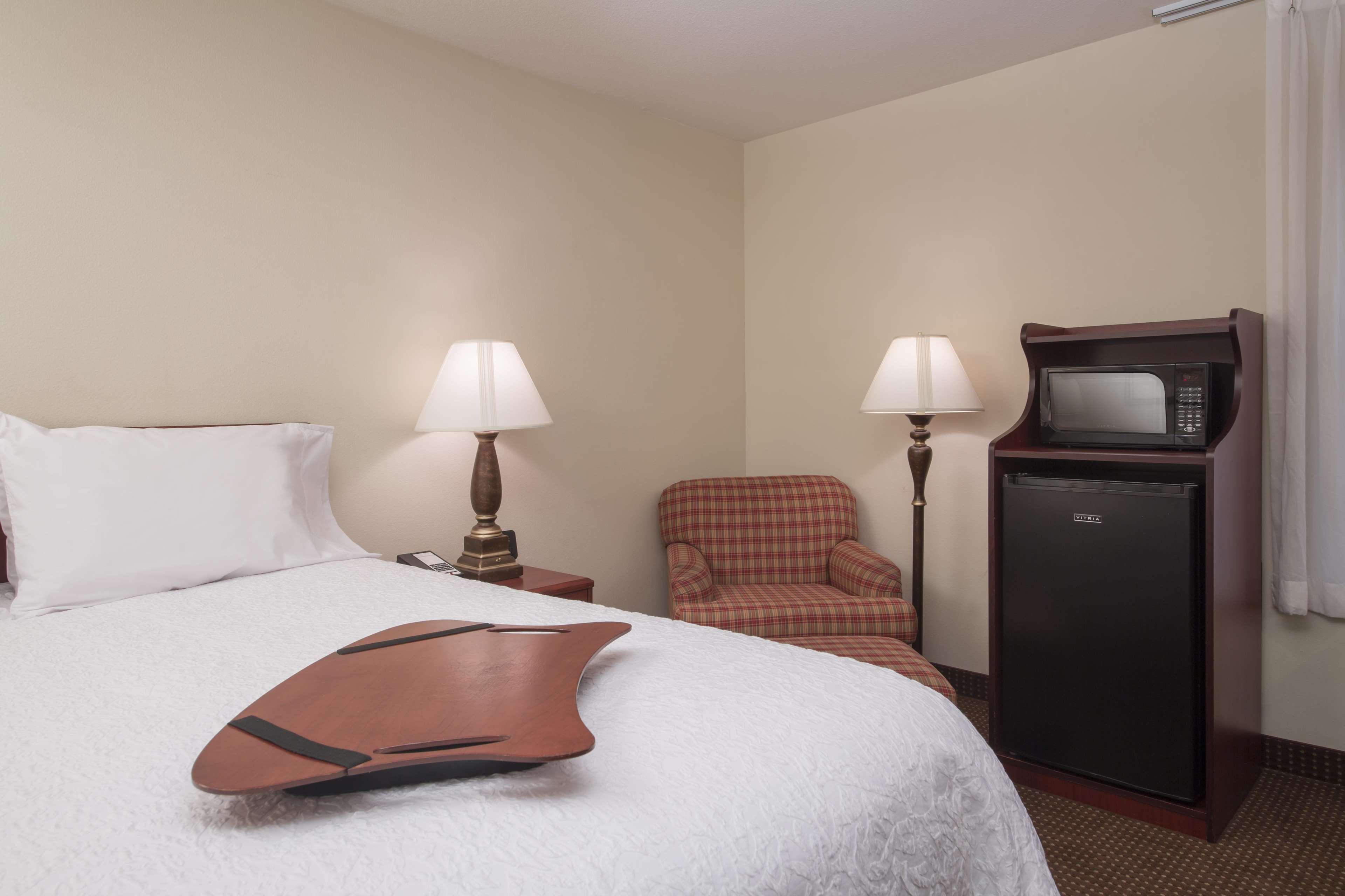 Hampton Inn Tracy Eksteriør billede