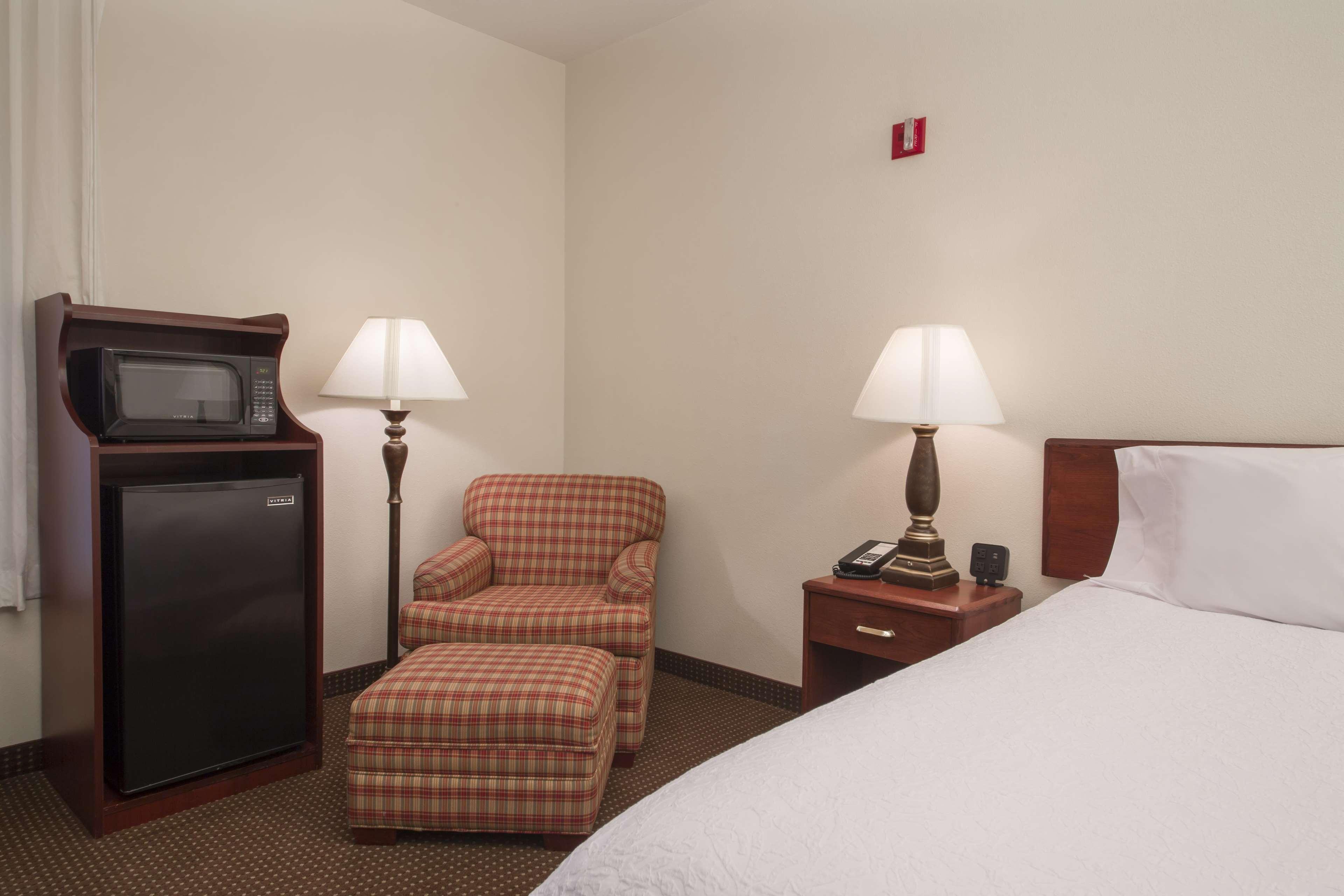 Hampton Inn Tracy Eksteriør billede