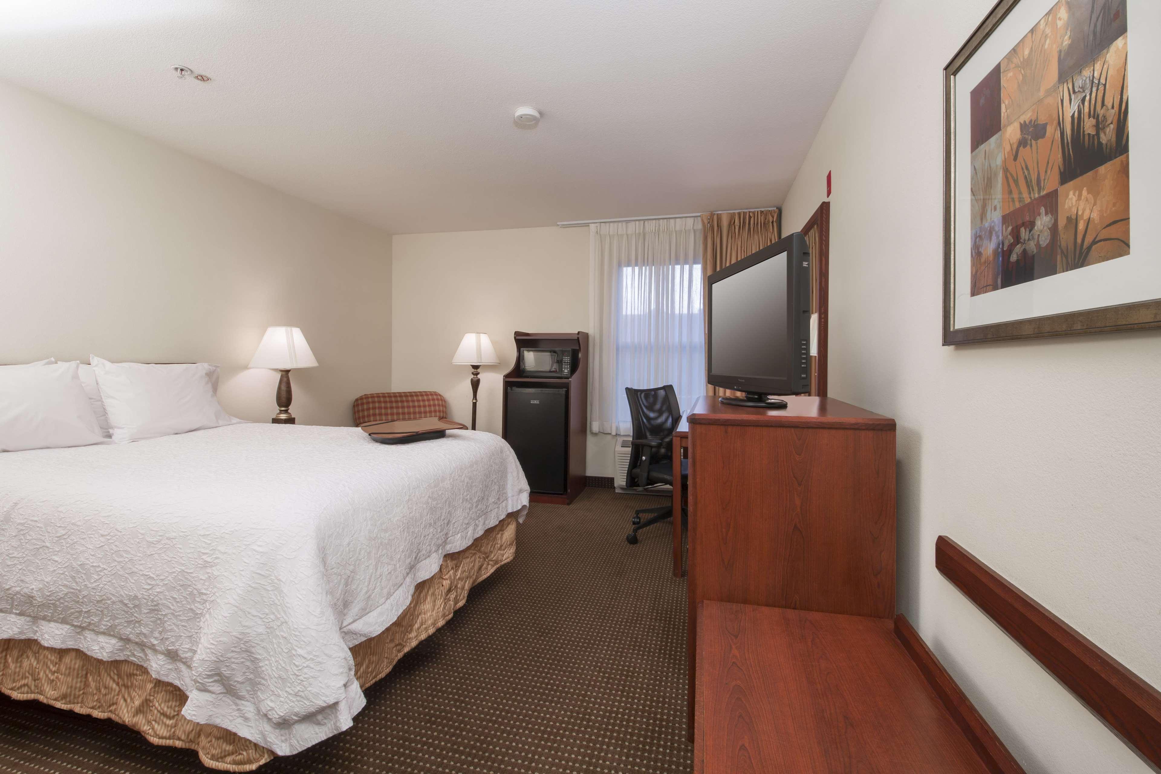Hampton Inn Tracy Eksteriør billede