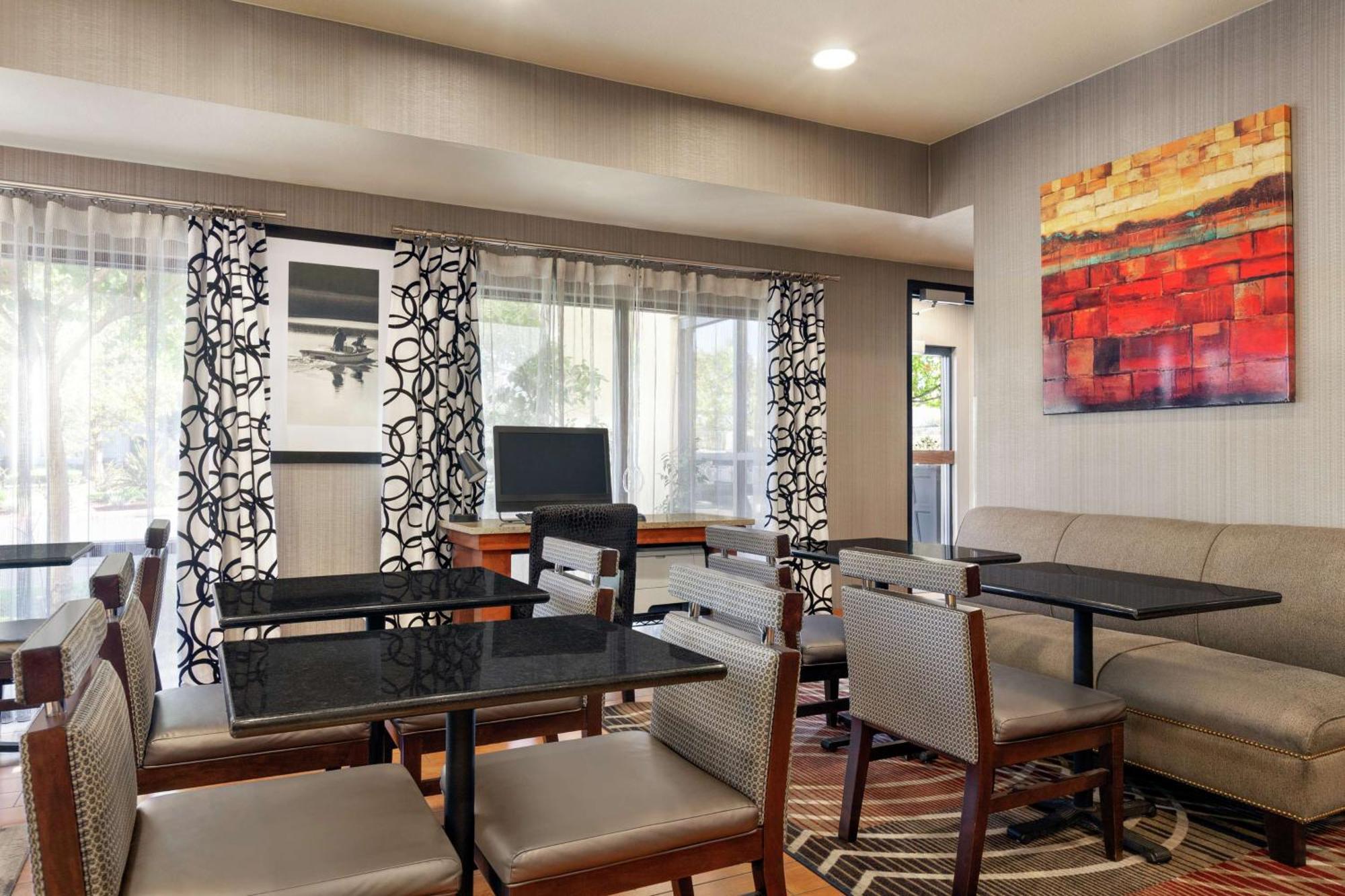 Hampton Inn Tracy Eksteriør billede